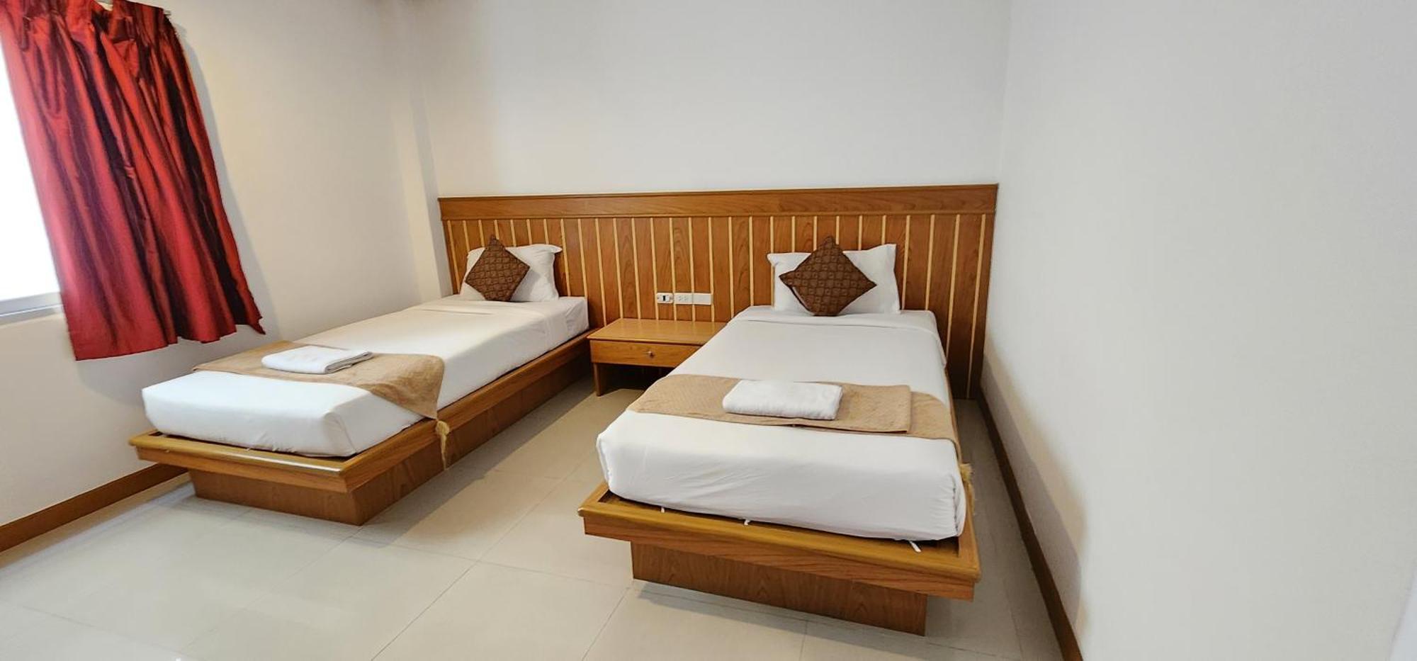 Hotel Eden Park Patong Exterior foto